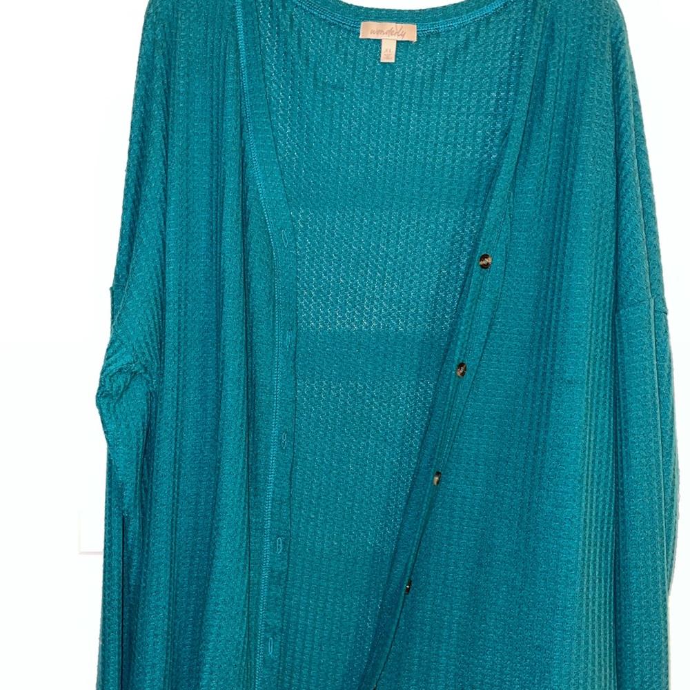 Wonderly button up